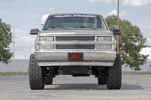 Chevrolet K2500 Suburban Suspension Lift Kit - Rough Country - 6 Inch Lift Kit | 8-Lug - '92-'99
